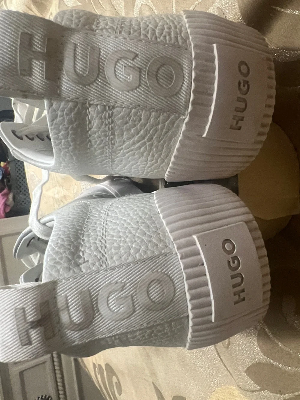 HUGO by Hugo Boss white Grained Leather Zero Tennis Sneakers Size 10
